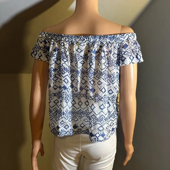 Cloth & Stone Blue White Tencel Off Shoulder Ruffle Sleeve Top Size Small - Picture 3 of 3